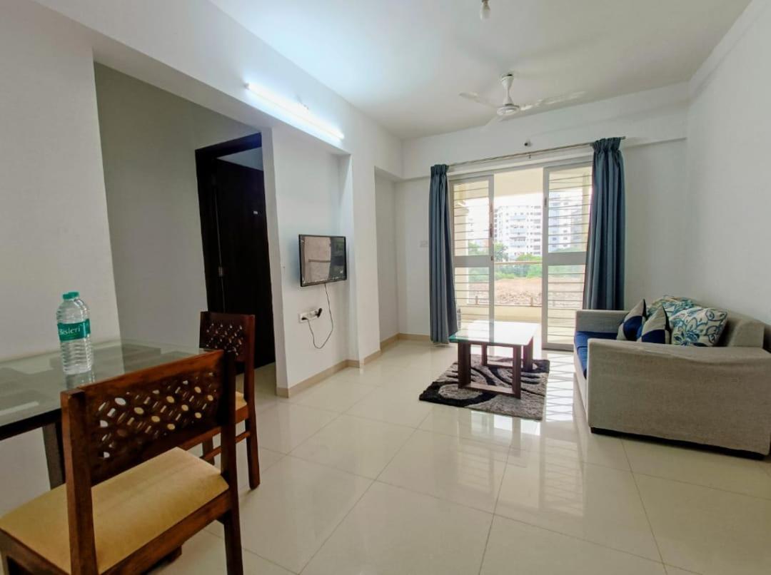 Ornate Service Apartments Pune Eksteriør bilde